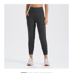 Vuori Lux Harem Pant in Charcoal Grey